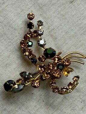 Gold-Tone Amber Crystal Floral Brooch - Unbranded